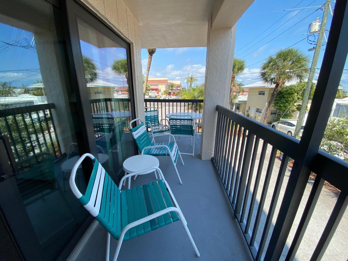 All Seasons Vacation Resort By Liberte Madeira Beach Buitenkant foto