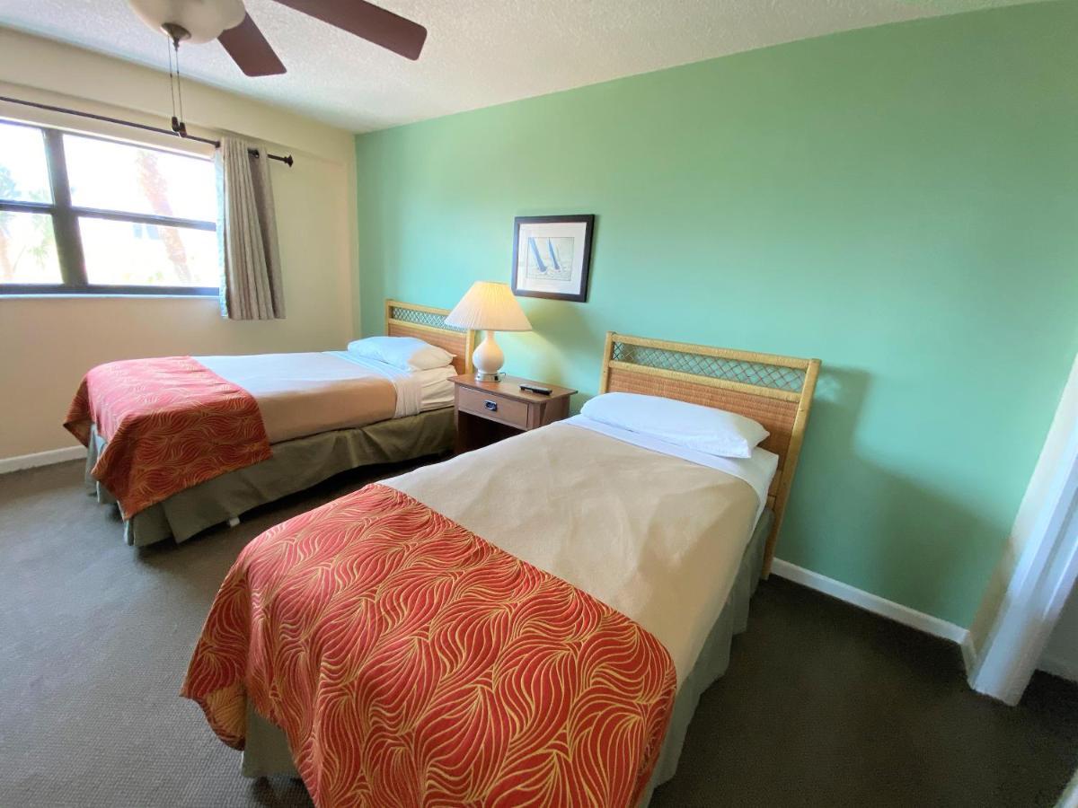 All Seasons Vacation Resort By Liberte Madeira Beach Buitenkant foto