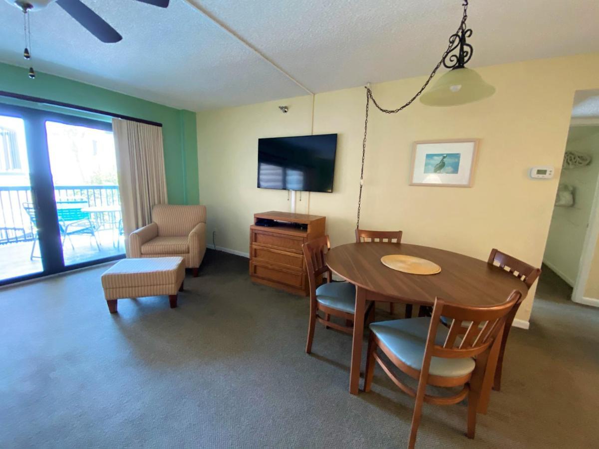 All Seasons Vacation Resort By Liberte Madeira Beach Buitenkant foto