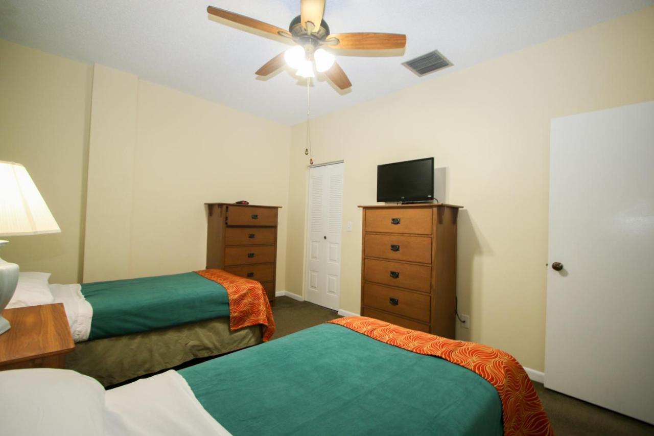 All Seasons Vacation Resort By Liberte Madeira Beach Buitenkant foto