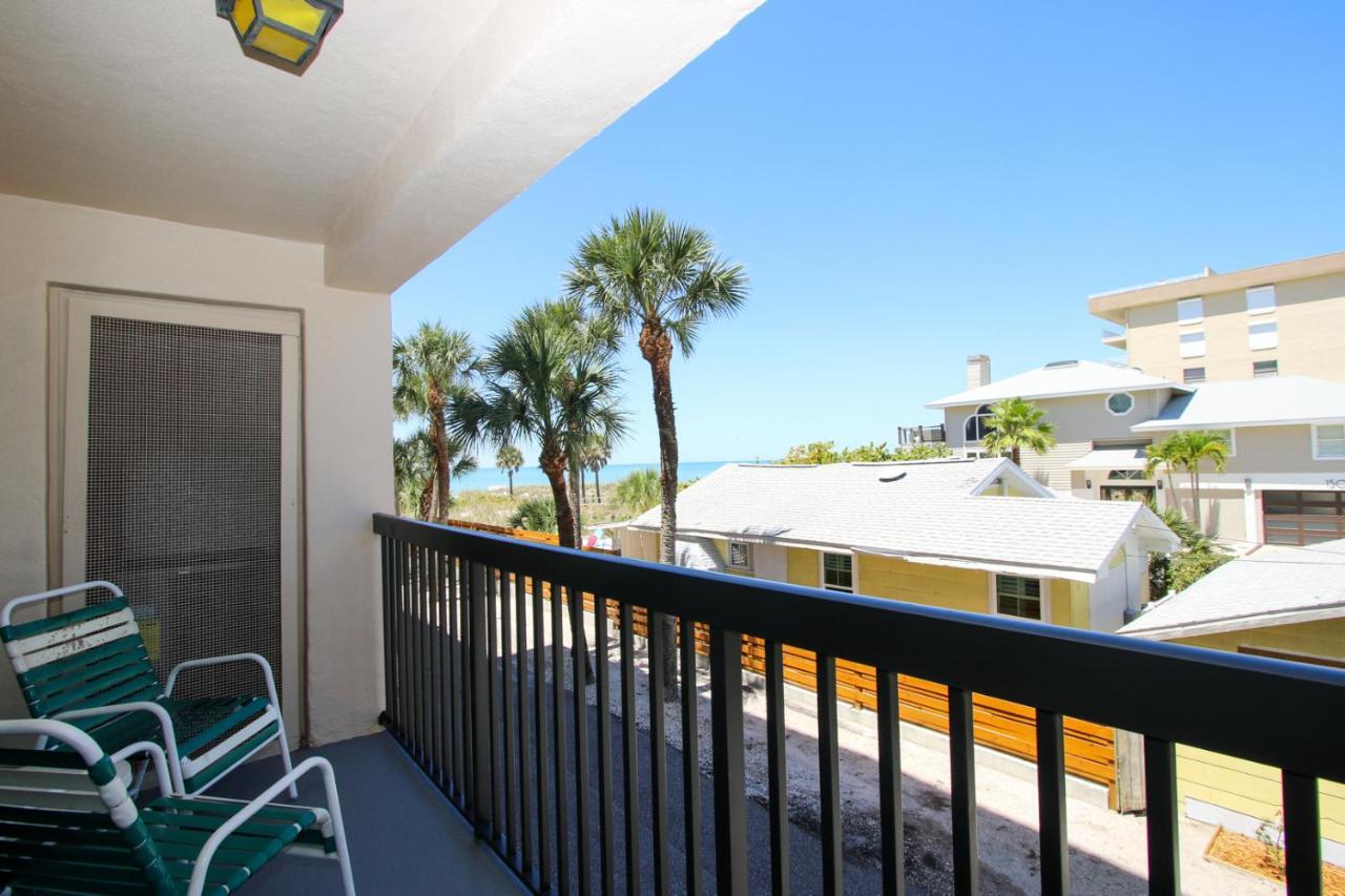 All Seasons Vacation Resort By Liberte Madeira Beach Buitenkant foto