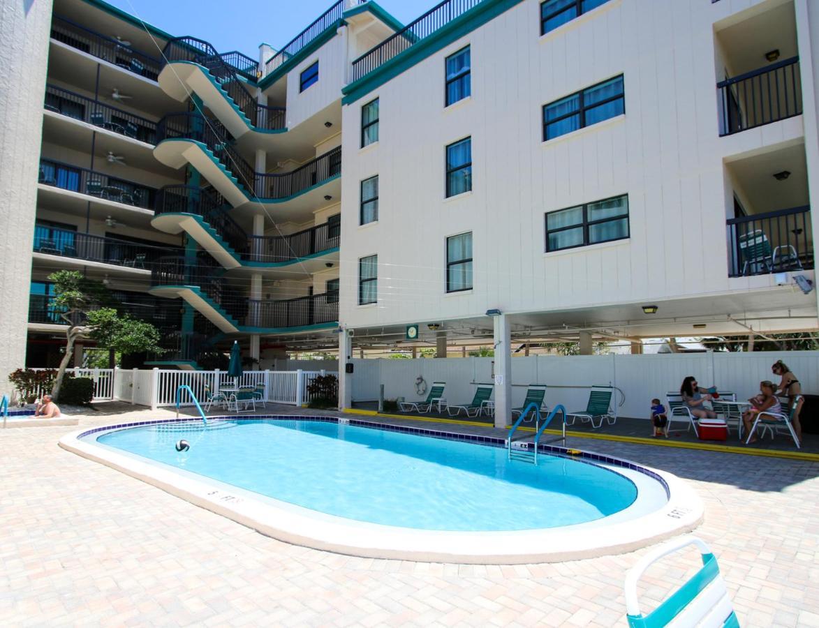 All Seasons Vacation Resort By Liberte Madeira Beach Buitenkant foto